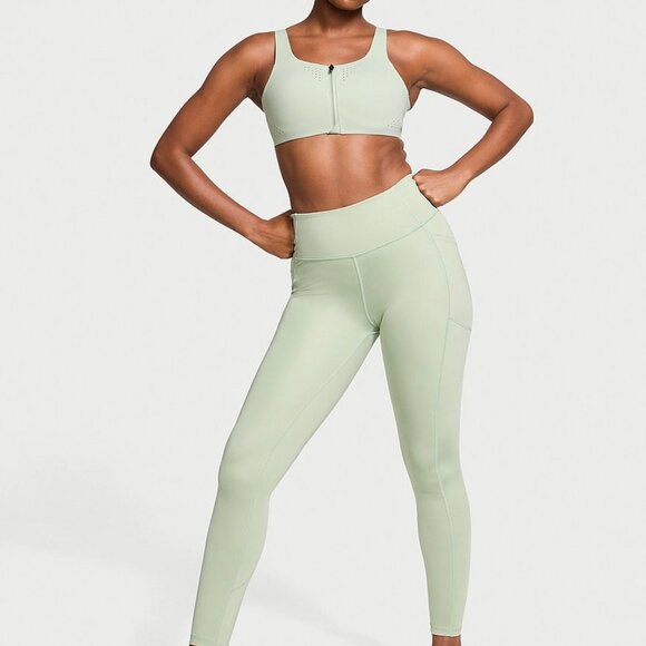 Victoria's Secret VSX Featherweight Max Front Close Sports Bra High Support 36B - Picture 5 of 12